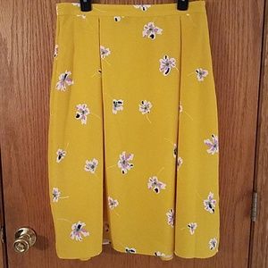 sz 10 skirt, last one! Who What Wear